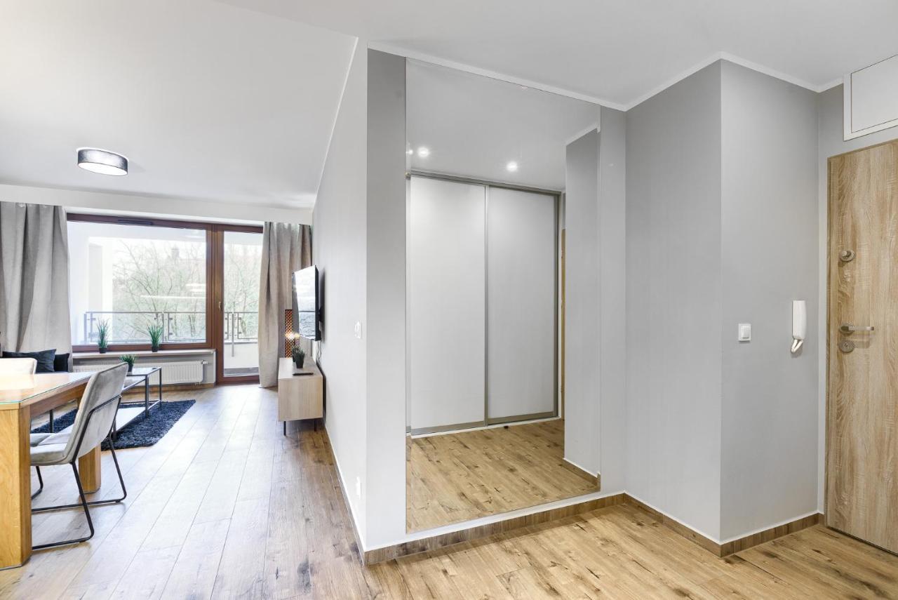 Exclusive Szczecin Apartment - 2 Seperate Bedroom 5 Star Apartment ***** Екстериор снимка