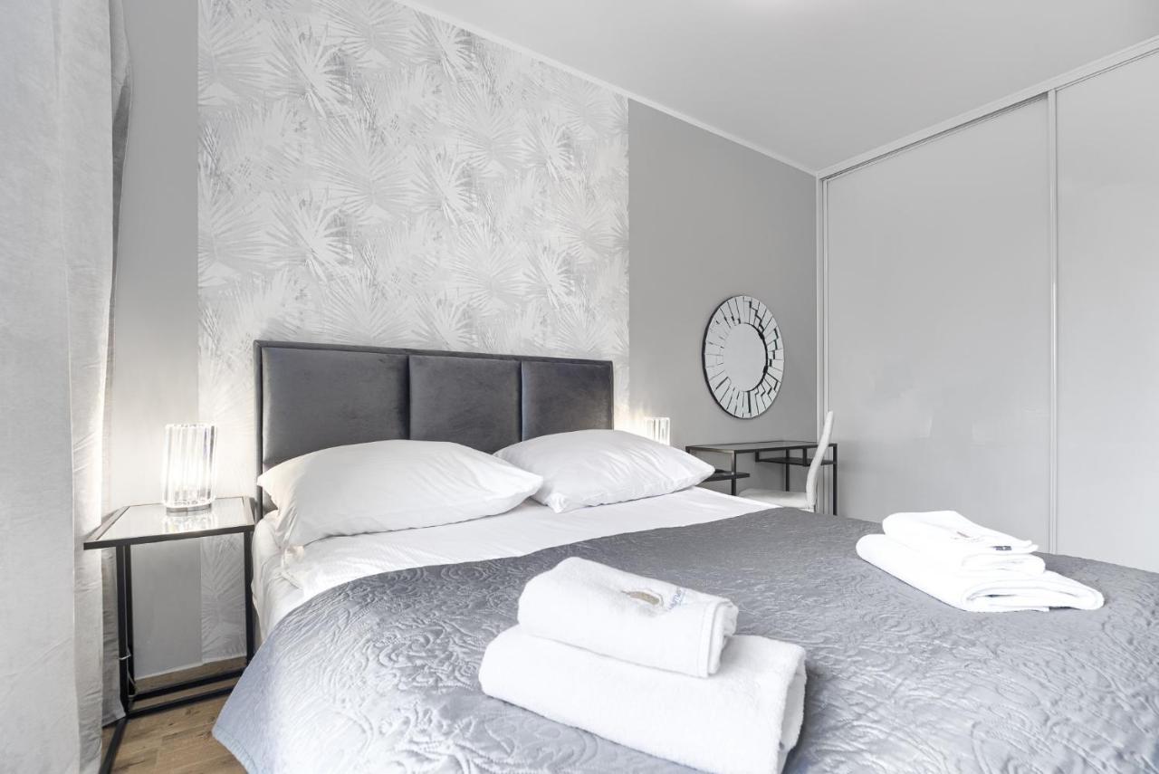 Exclusive Szczecin Apartment - 2 Seperate Bedroom 5 Star Apartment ***** Екстериор снимка